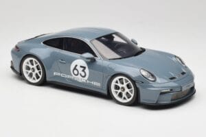 Porsche 911 992 ST Gentian Blue Metallic GT Spirit 1:18 GT491 Gyanta – 4. kép a 6-ből