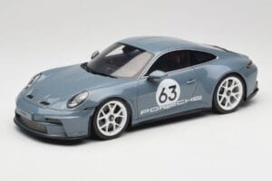Porsche 911 992 ST Gentian Blue Metallic GT Spirit 1:18 GT491 Gyanta