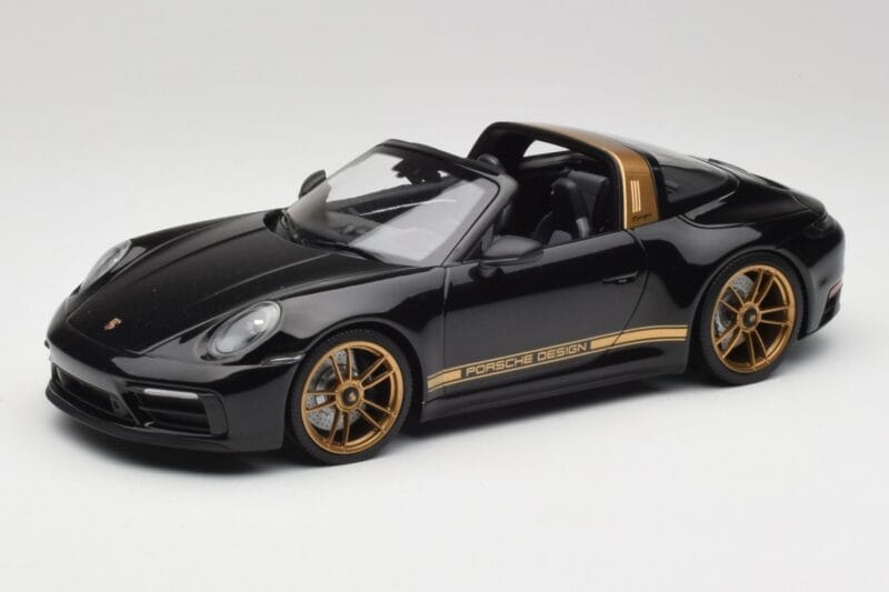 Porsche 911 992 Targa Porsche Design Fekete & Arany Concept Minichamps 1:18 PORSCHE001 Fém