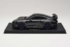 Porsche 911 992 TechArt GTstreet R Fekete Kék Felnikkel TechArt 1:18 REMC009 Gyanta