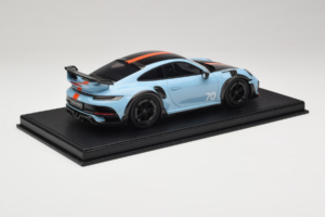 Porsche 911 992 TechArt GTstreet R Gulf Blue TechArt 1:18 REMC010 Gyanta – 3. kép a 6-ből