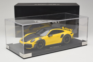 Porsche 911 992 TechArt GTstreet R Sárga Fekete Felnikkel TechArt 1:18 REMC011 Gyanta – 6. kép a 6-ből