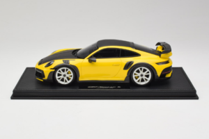 Porsche 911 992 TechArt GTstreet R Sárga Fehér Felnikkel TechArt 1:18 REMC015 Gyanta