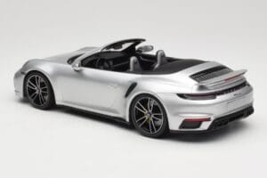 Porsche 911 992 Turbo S Kabrió Ezüst Minichamps 1:18 155069082 Fém – 5. kép a 6-ből