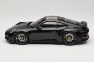 Porsche 911 992 Turbo S Fekete Minichamps 1:18 WAP02117BOL002 Fém – 3. kép a 6-ből