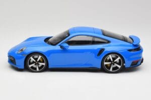 Porsche 911 992 Turbo S Gentian Kék Minichamps 1:18 155069074 Fém – 3. kép a 6-ből