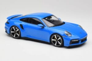 Porsche 911 992 Turbo S Gentian Kék Minichamps 1:18 155069074 Fém – 4. kép a 6-ből