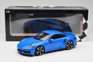 Porsche 911 992 Turbo S Gentian Kék Minichamps 1:18 155069074 Fém – 6. kép a 6-ből