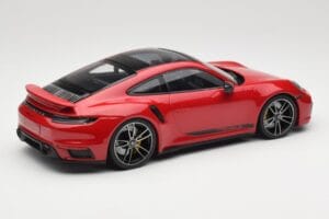 Porsche 911 992 Turbo S Piros Minichamps 1:18 155069070 Fém – 2. kép a 6-ből