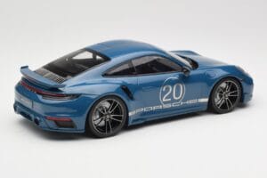 Porsche 911 992 Turbo S Sport Design Package Gentian Blue Metallic Minichamps 1:18 155069170 Fém – 2. kép a 6-ből