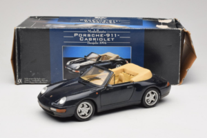 Porsche 911 993 Kabrió Sötétkék Tchibo 1:18 46619 Fém – 8. kép a 8-ből