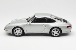Porsche 911 993 Carrera Ezüst AUTOart 1:18 78131 Fém – 4. kép a 8-ből