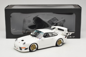 Porsche 911 993 GT2 Evo Fehér GT Spirit 1:18 GT532 Gyanta – 6. kép a 6-ből