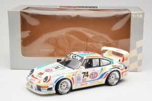 Porsche 911 993 GT2 GTS-2 #74 H. Stuck 24 Hours of Daytona 1996 UT Models 1:18 39630 Fém – 8. kép a 8-ből