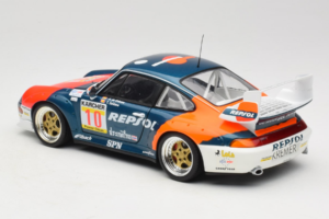 Porsche 911 993 GT2 #10 de Orleans / Saldana BPR Global GT Series 1996 UT Models 1:18 39632 Fém – 7. kép a 8-ből