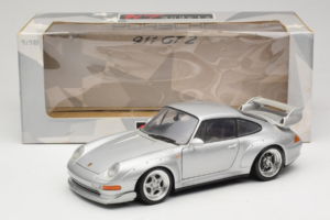 Porsche 911 993 GT2 Street Ezüst UT Models 1:18 180065000 Fém – 8. kép a 8-ből