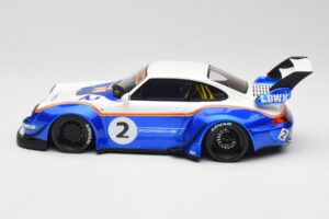 Porsche 911 993 RWB X Liberty Walk Fehér Kékkel GT Spirit 1:18 GT530 Gyanta – 3. kép a 8-ből