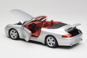 Porsche 911 996 Kabrió Ezüst Gate 1:18 1052 Fém – 5. kép a 8-ből