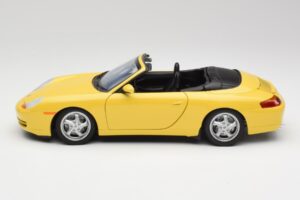 Porsche 911 996 Kabrió Speed Sárga UT Models 1:18 27906 Fém – 4. kép a 8-ből
