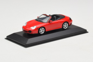 Porsche 911 996 Carrera 4S Kabrió Piros Minichamps 1:43 400062831 Fém – 2. kép a 4-ből