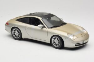 Porsche 911 996 Carrera 4S Ezüst Maisto 1:18 WAP02102212 Fém – 6. kép a 8-ből