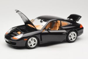 Porsche 911 996 Carrera Fekete Bburago 1:18 3385-M2 Fém – 2. kép a 8-ből