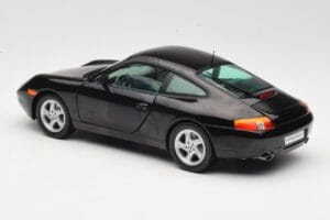 Porsche 911 996 Carrera Fekete Sun Star 1:18 1202 Fém – 7. kép a 8-ből