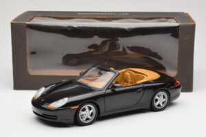 Porsche 911 996 Carrera Kabrió Fekete UT Models 1:18 WAP02100997 Fém – 8. kép a 8-ből