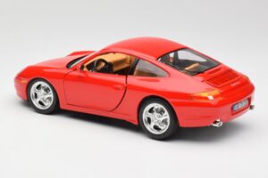 Porsche 911 996 Carrera Piros Bburago 1:18 3385 Fém – 7. kép a 8-ből