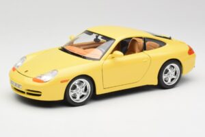 Porsche 911 996 Carrera Sárga Bburago 1:18 30085-M1 Fém