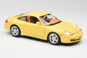 Porsche 911 996 Carrera Sárga Bburago 1:18 30085-M1 Fém – 6. kép a 8-ből
