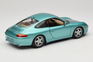 Porsche 911 996 Green Metallic UT Models 1:18 27901 Fém – 3. kép a 8-ből