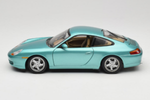 Porsche 911 996 Green Metallic UT Models 1:18 27901 Fém – 4. kép a 8-ből