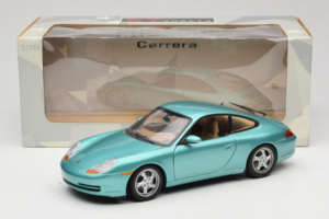 Porsche 911 996 Green Metallic UT Models 1:18 27901 Fém – 8. kép a 8-ből
