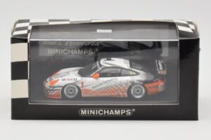Porsche 911 996 GT3 Cup Mobil 1 #1 VIP Car 2004 Minichamps 1:43 WAP02012115-R1 Fém – 4. kép a 4-ből