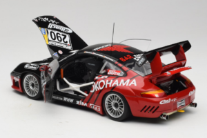 Porsche 911 996 GT3 RS #290 N. Bartels / H. Jacksties / F. Lorenzo Yokohama 24 Hours of Nurburgring 2003 AUTOart 1:18 80372 F – 5. kép a 8-ből