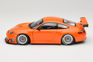 Porsche 911 996 GT3 RSR Narancssárga ALMS 2004 Minichamps 1:18 100046402 Fém – 4. kép a 8-ből