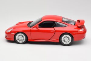 Porsche 911 996 GT3 Strasse Piros Bburago 1:18 30395 Fém – 4. kép a 8-ből