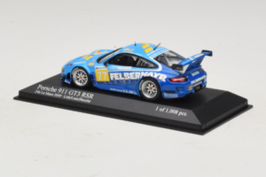 Porsche 911 GT3 R #77 M. Lieb / R. Lietz / W. Henzler 24 Hours of Le Mans 2009 Minichamps 1:43 400096977 Fém – 3. kép a 5-ből