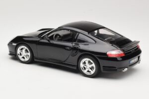 Porsche 911 996 Turbo Fekete Bburago 1:18 18-12030 Fém – 7. kép a 8-ből