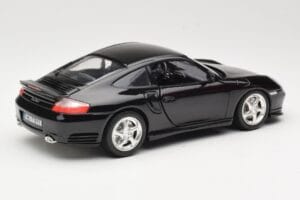 Porsche 911 996 Turbo Fekete Bburago 1:18 3367 Fém – 3. kép a 8-ből