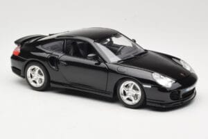 Porsche 911 996 Turbo Fekete Bburago 1:18 3367 Fém – 6. kép a 8-ből