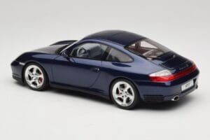 Porsche 911 996.2 Carrera 4S Sötétkék GT Spirit 1:18 GT938 Gyanta – 5. kép a 6-ből