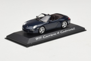 Porsche 911 997 Carrera 4 Kabrió Sötétkék Minichamps 1:43 WAP02015216-P1 Fém – 2. kép a 4-ből