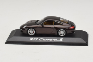 Porsche 911 997 Carrera S Brown Metallic Minichamps 1:43 WAP02001318 Fém