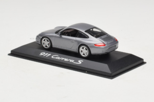 Porsche 911 997 Carrera S Szürke Metallic Minichamps 1:43 WAP02010116-R1 Fém – 3. kép a 4-ből