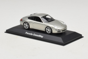 Porsche 911 997 Carrera Silver Metallic Minichamps 1:43 WAP02011515 Fém – 2. kép a 5-ből