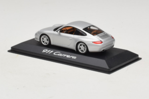 Porsche 911 997 Carrera Silver Metallic Minichamps 1:43 WAP02001218 Fém – 3. kép a 5-ből