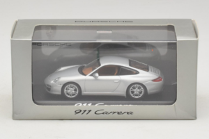 Porsche 911 997 Carrera Silver Metallic Minichamps 1:43 WAP02001218 Fém – 5. kép a 5-ből