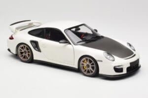 Porsche 911 997 GT2 RS Fehér Minichamps 1:18 100069400 Fém – 6. kép a 8-ből